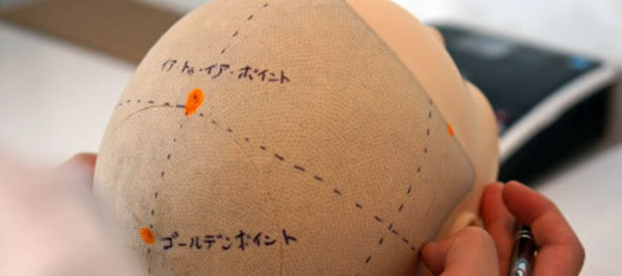 東京目黒にあるハイエンド理容室の求人採用「新感覚理容室LINK」