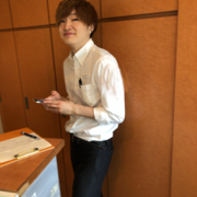 東京のハイエンド理容室「新感覚理容室®LINK（リンク）の採用就職案内